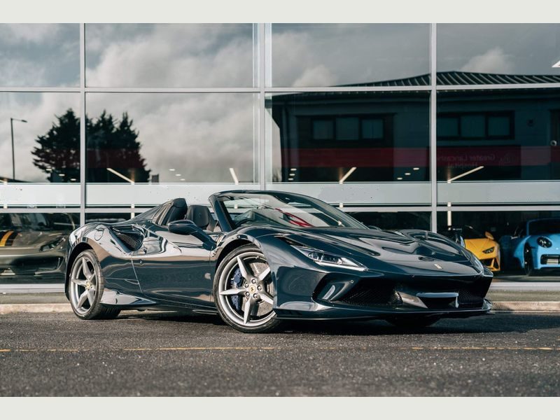 Ferrari F8 Spider (Limo Hire)