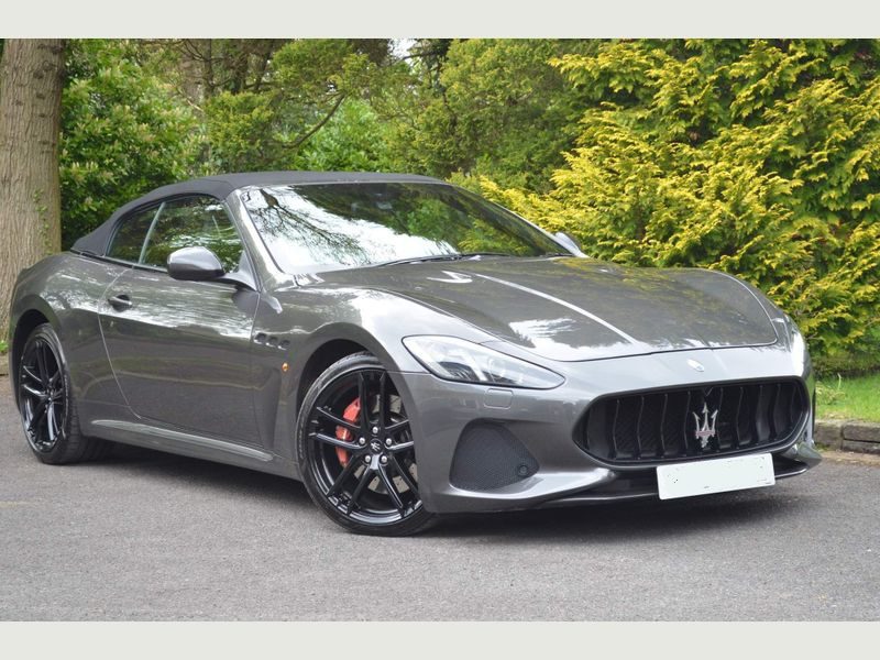 Maserati Grancabrio (Limo Hire) 17