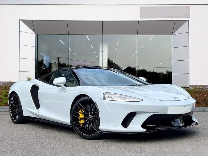 Mclaren GT (Limo Hire) 7